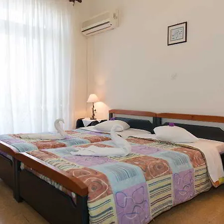 Alinda Hotel Отель 2*