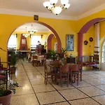 Alinda Hotel 2*