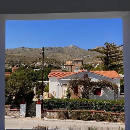 Alinda Hotel מלון 2*