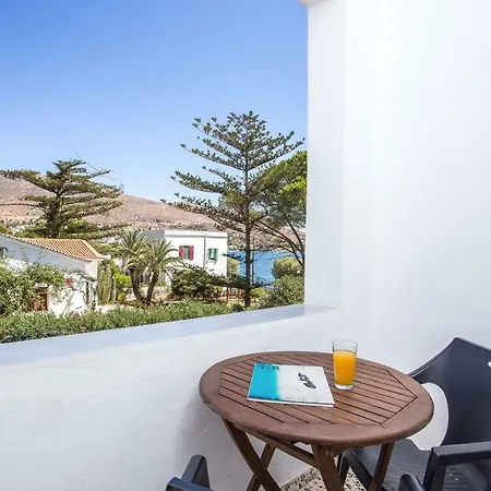 Alinda Hotel 2* Alinda (Leros)